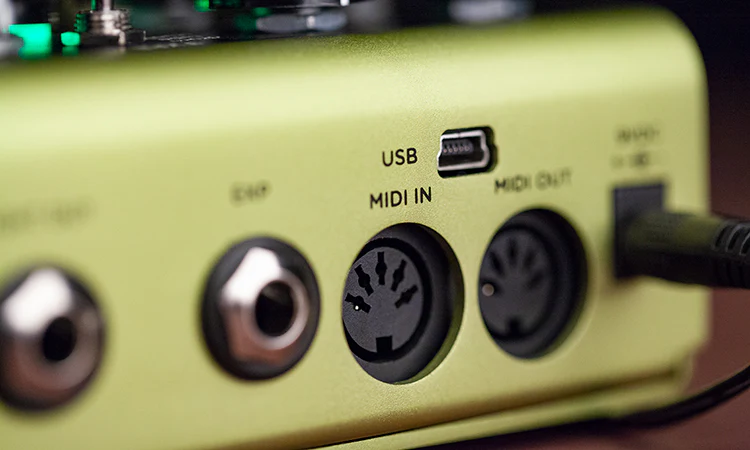 Strymon Volante Tape Delay Emulation Pedal - Image 7