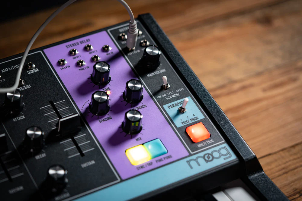 Moog Matriarch Patchable 4-note Paraphonic Analogue Synthesiser - Image 14