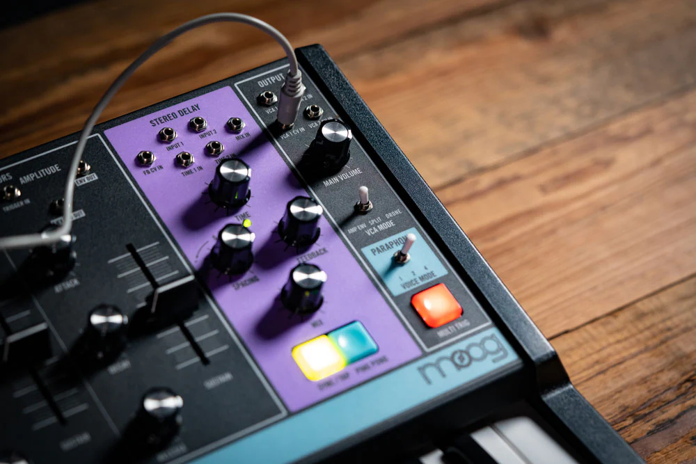 Moog Matriarch Patchable 4-note Paraphonic Analogue Synthesiser - Image 15
