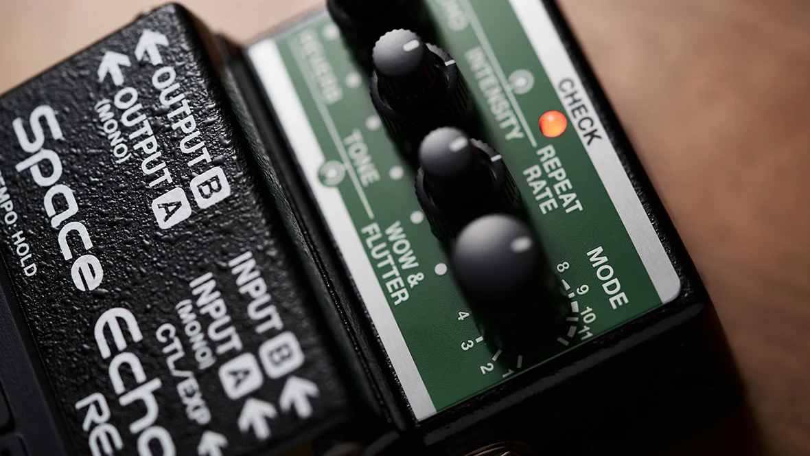 BOSS RE-2 Space Echo - Image 6