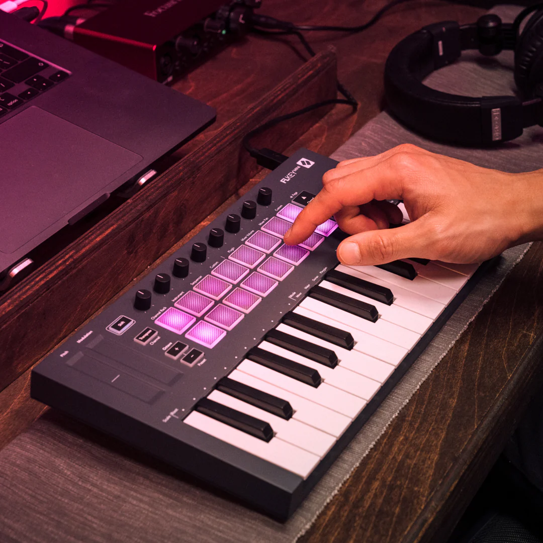 Novation FLkey Mini 25-Key MIDI Controller Keyboard for FL Studio - Image 7