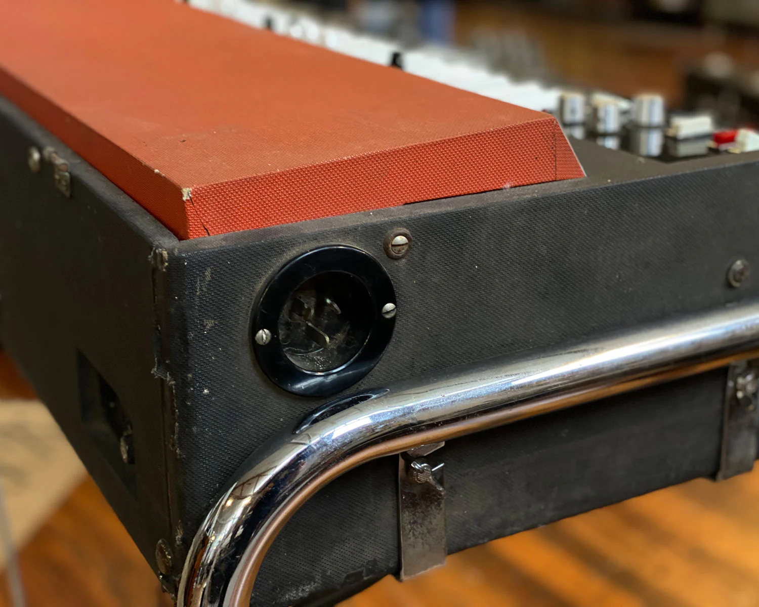 Vox V303E "Italian" Super Continental Organ - Image 8