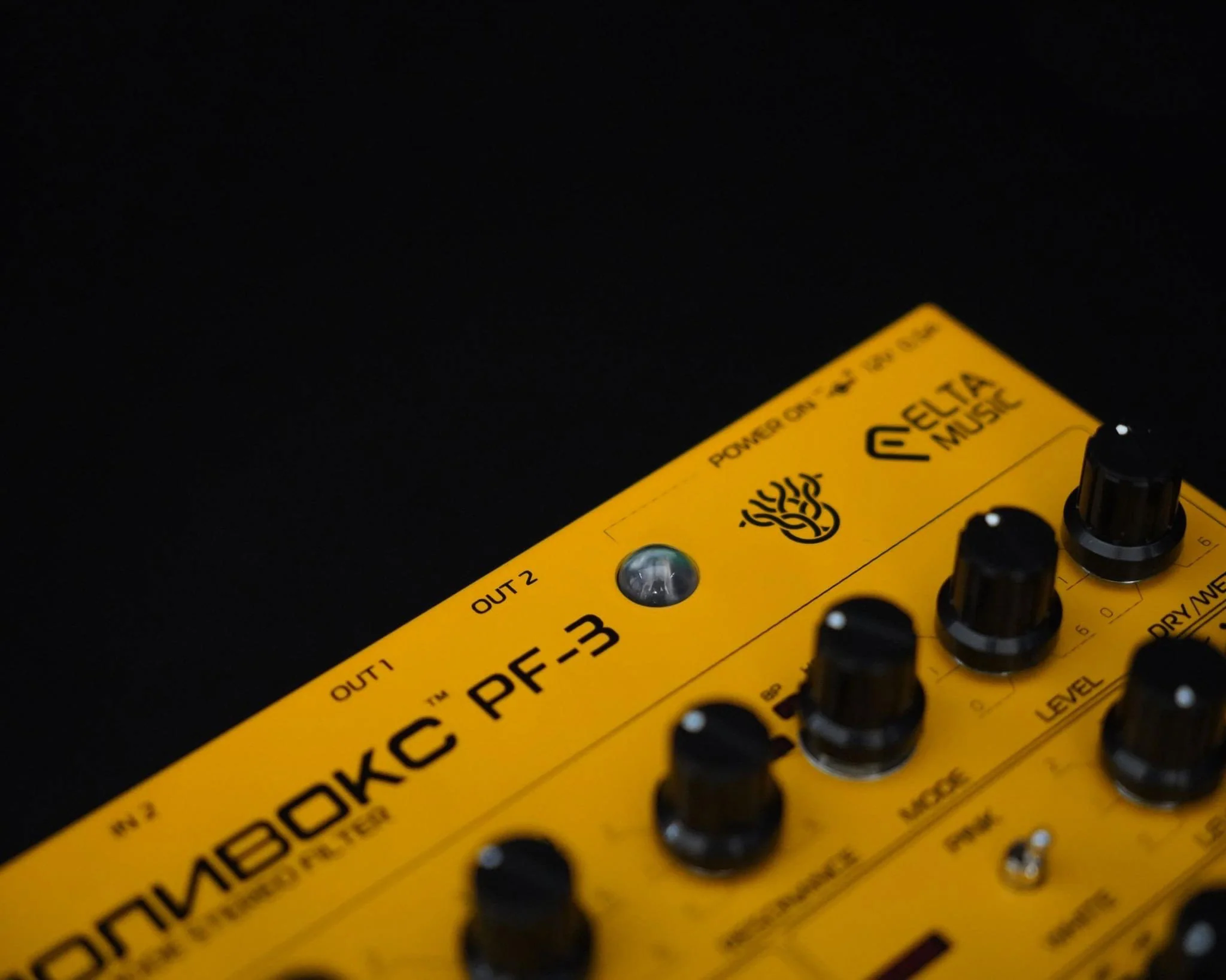 ELTA Music PF-3 MkII POLIVOKS Stereo Filter - Yellow - Image 4