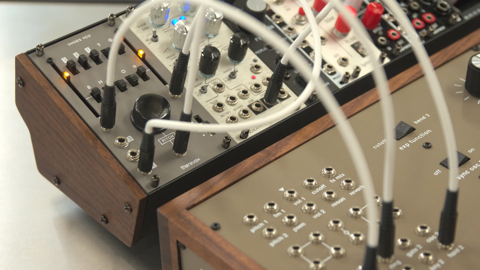 Therevox Ondes VCO - Textured Grey - Image 7