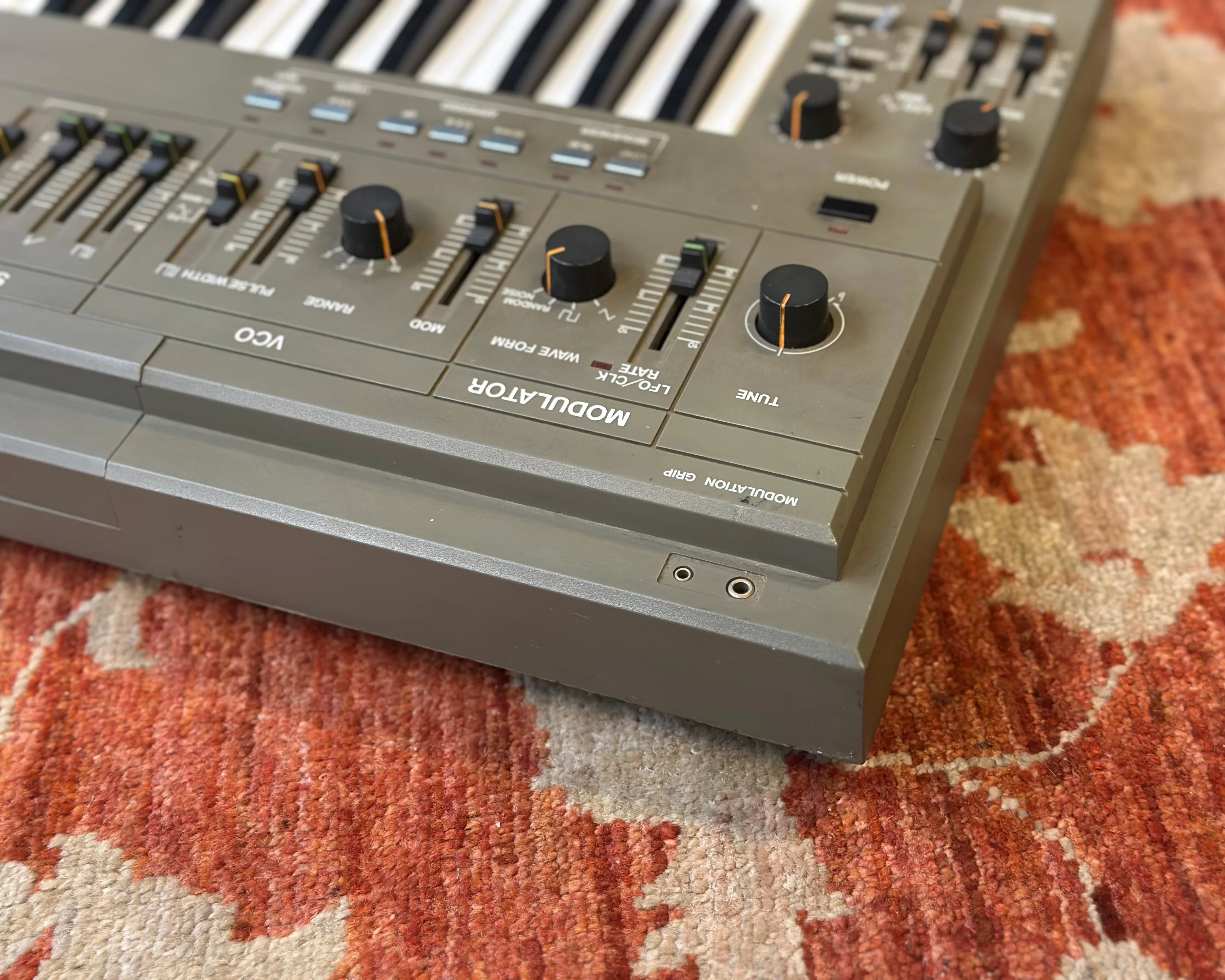 Roland SH-101 Monophonic Analog Synthesizer - Grey - Image 4