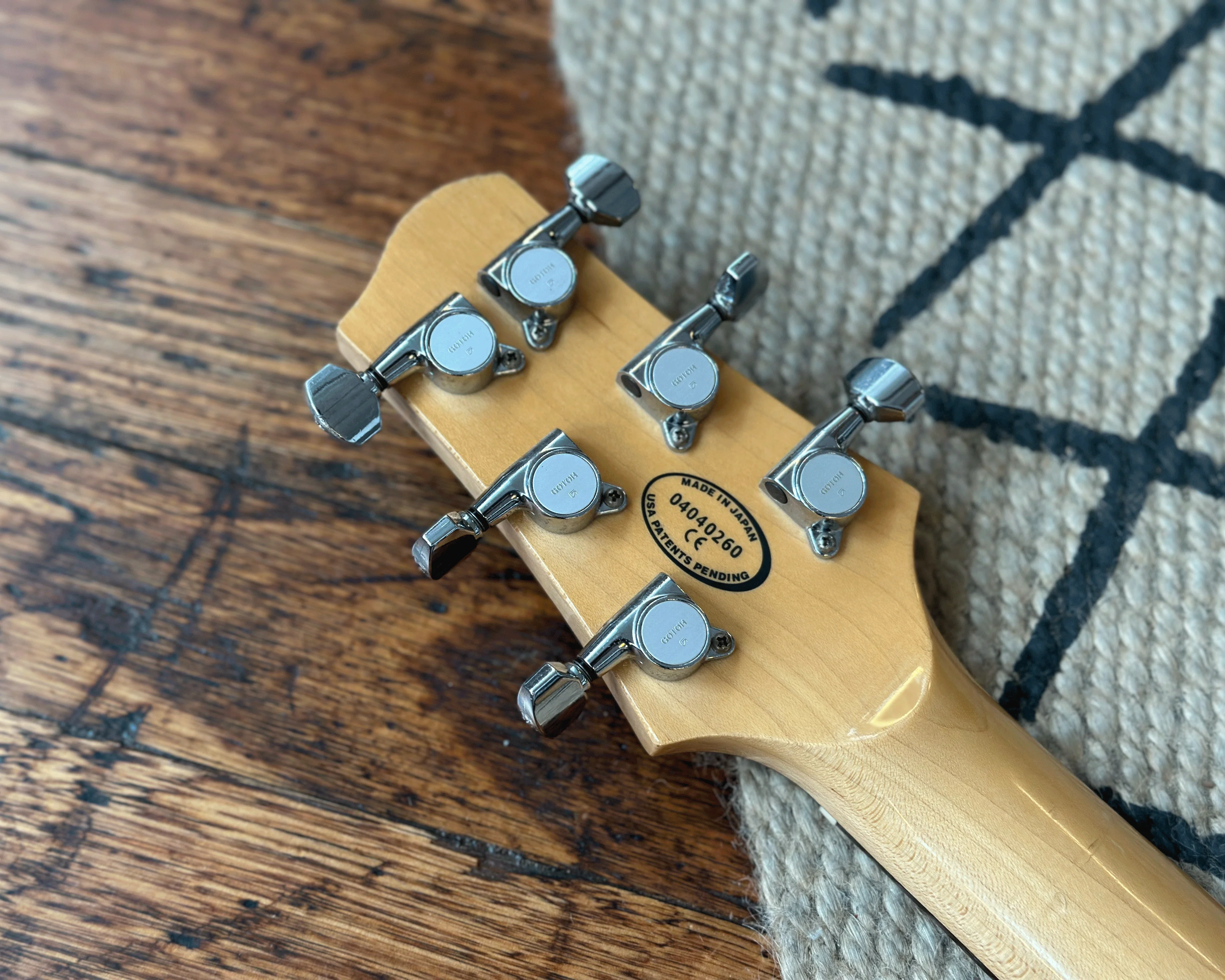 Line 6 Variax 700 Solid Body Modelling Electric - Image 6
