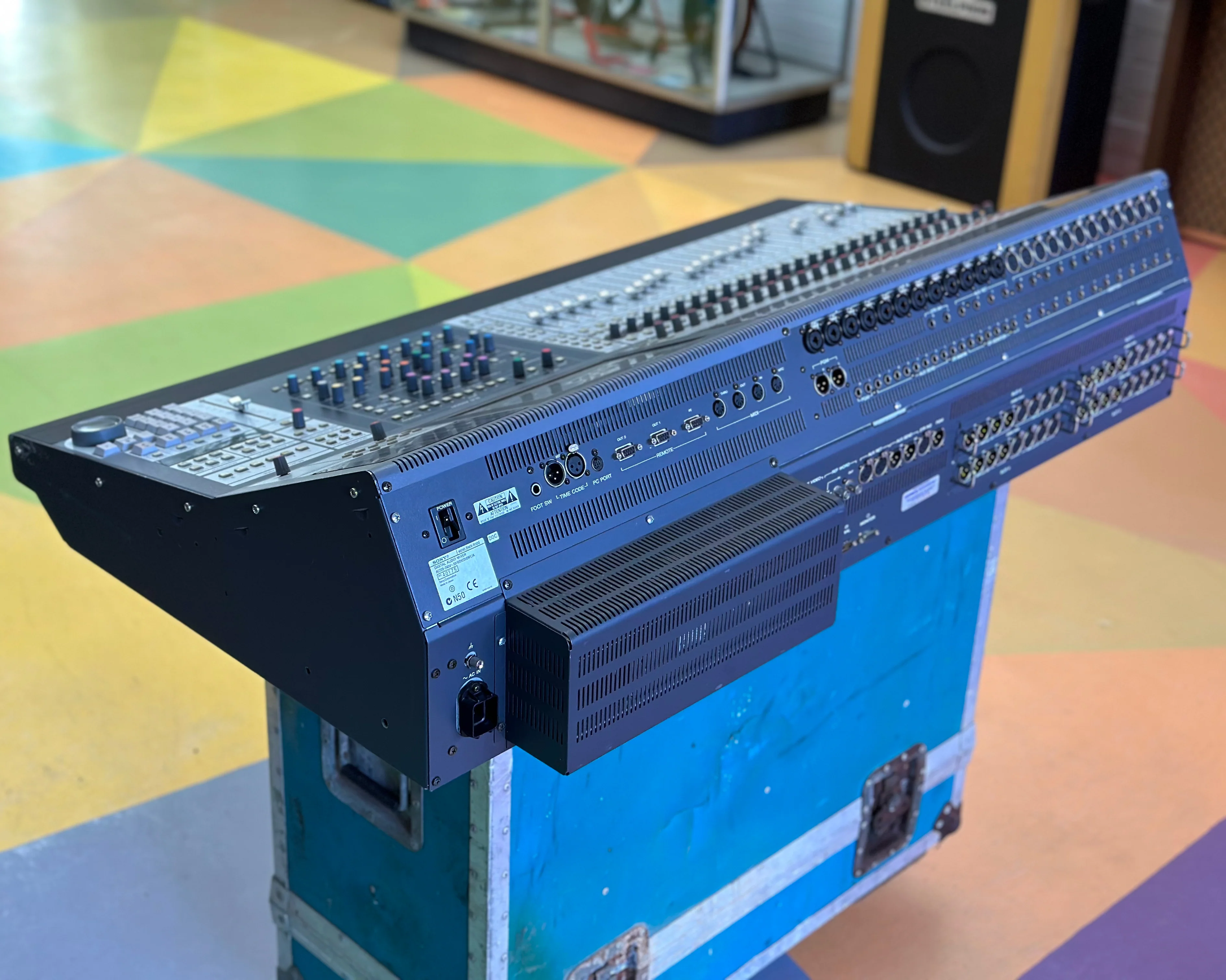 Sony DMX-R100 - 48 Channel Digital Audio Mixer - Image 4