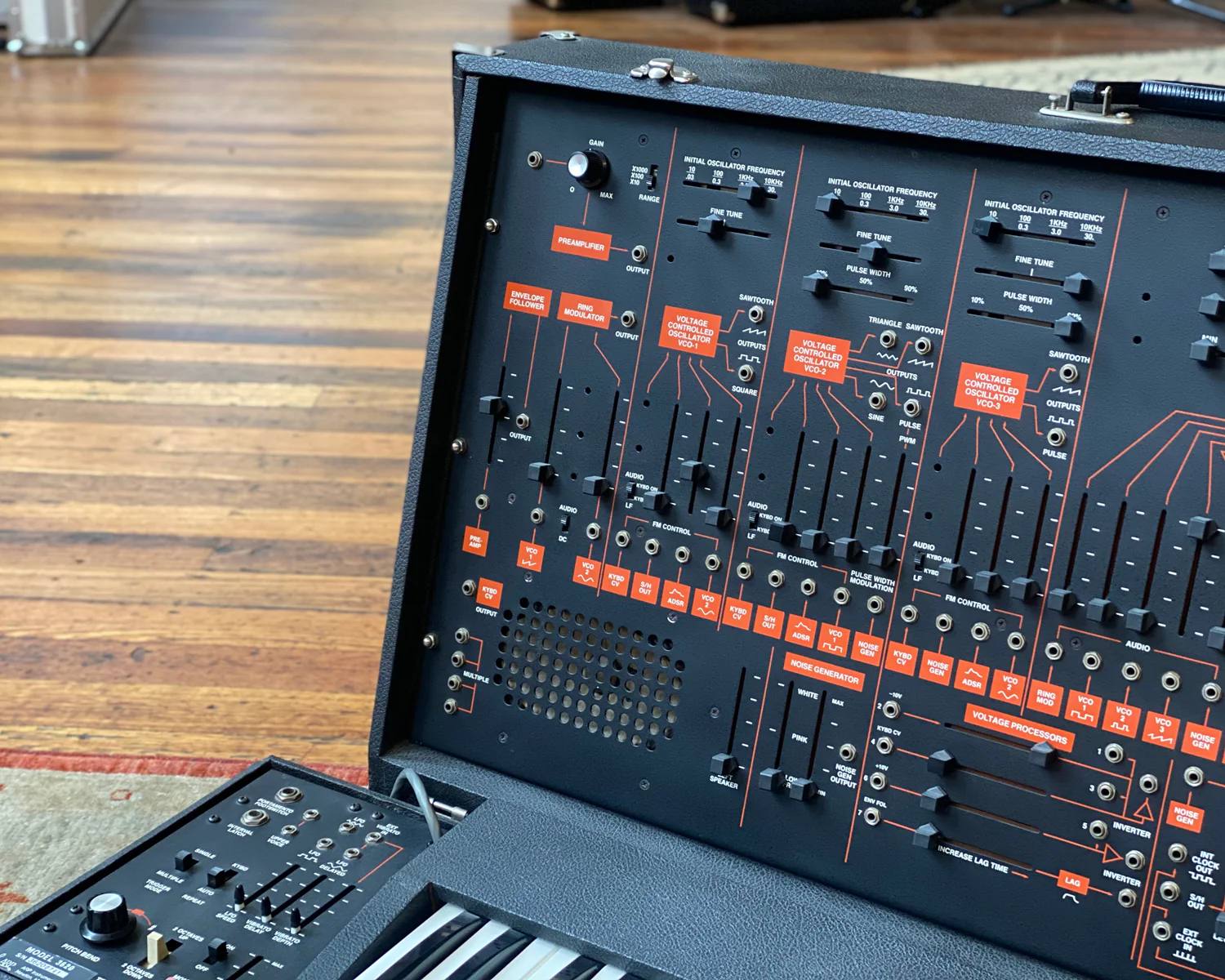 ARP 2600 w/ 3620 Keyboard - Image 4