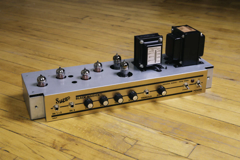 Supro 1695TJ Black Magick Combo - Image 6