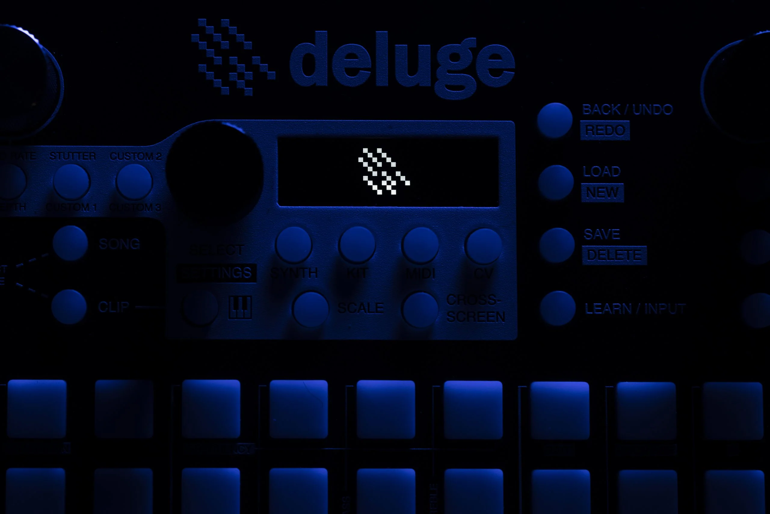 Synthstrom Deluge Portable Synthesizer Sequencer Sampler - Image 4