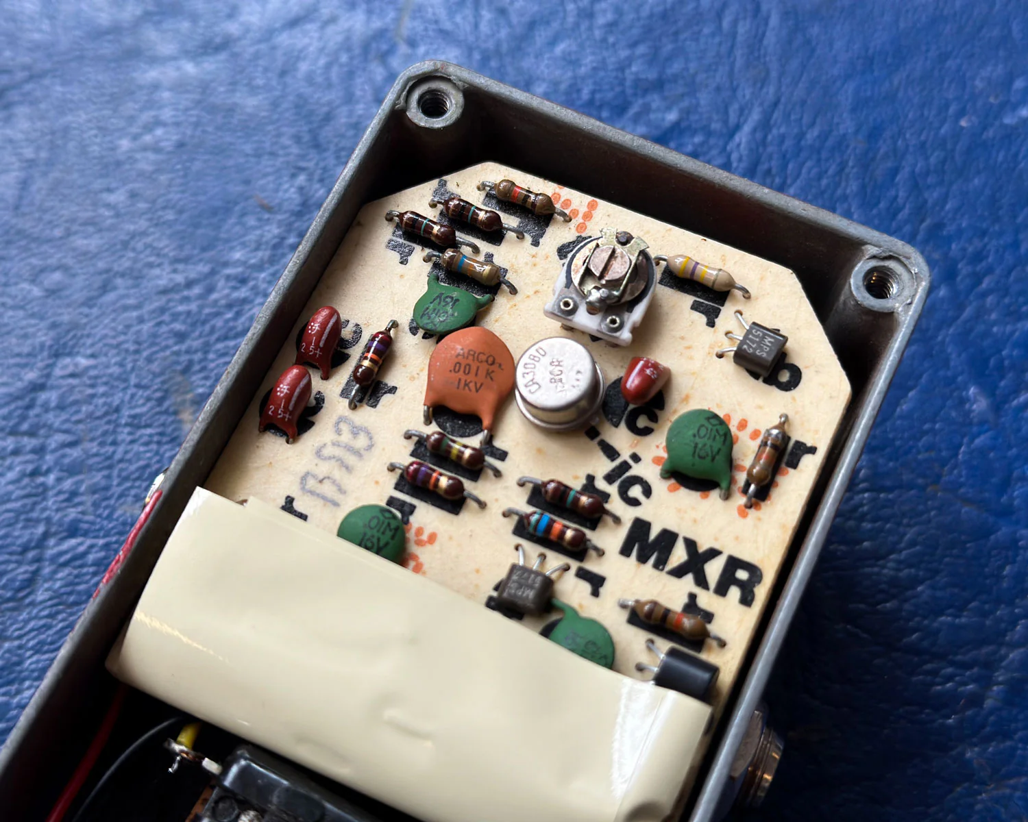 Vintage original 1975 MXR Dyna Comp - Image 5