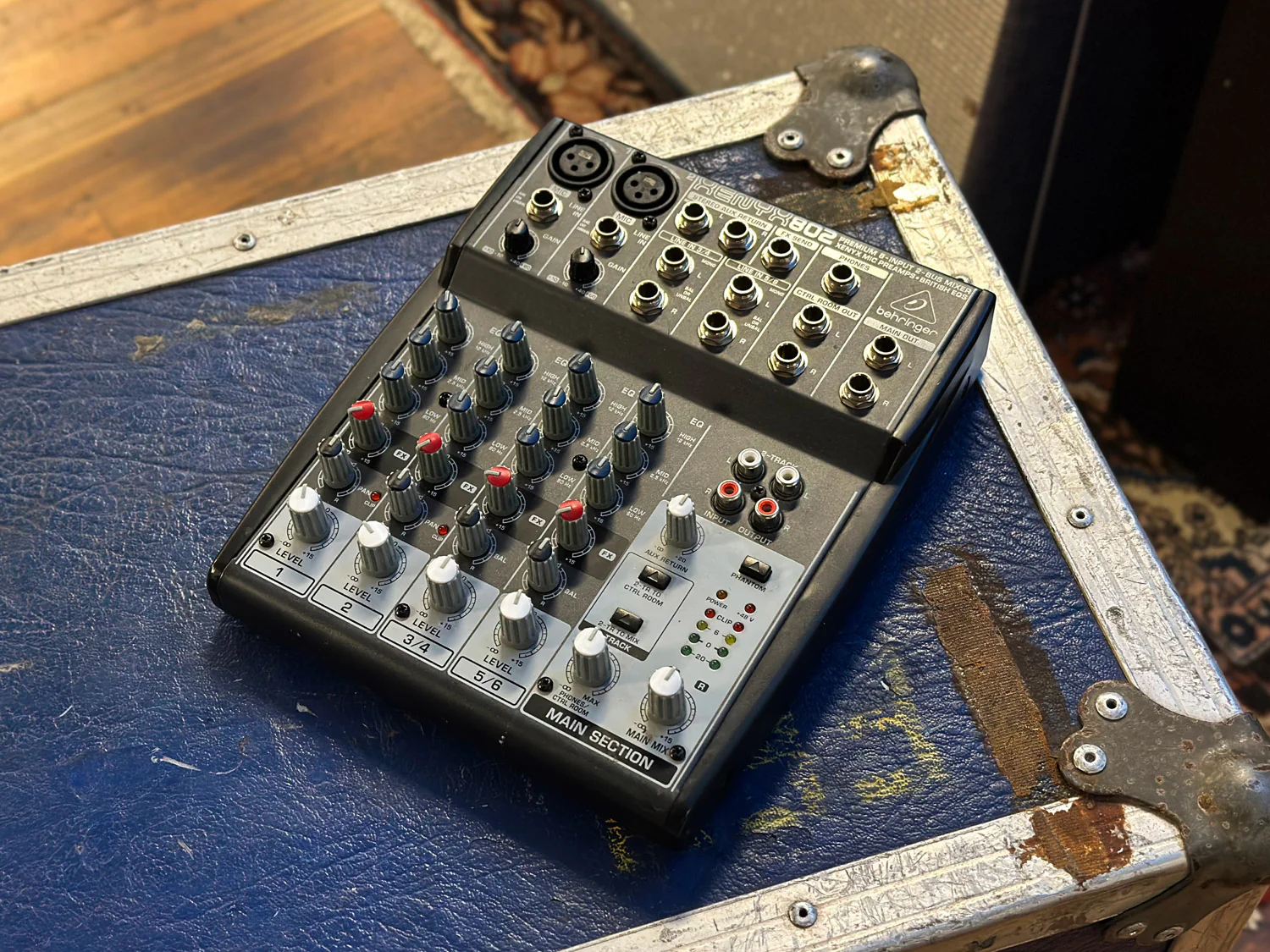 Behringer XENYX 802 Mixer - Image 2