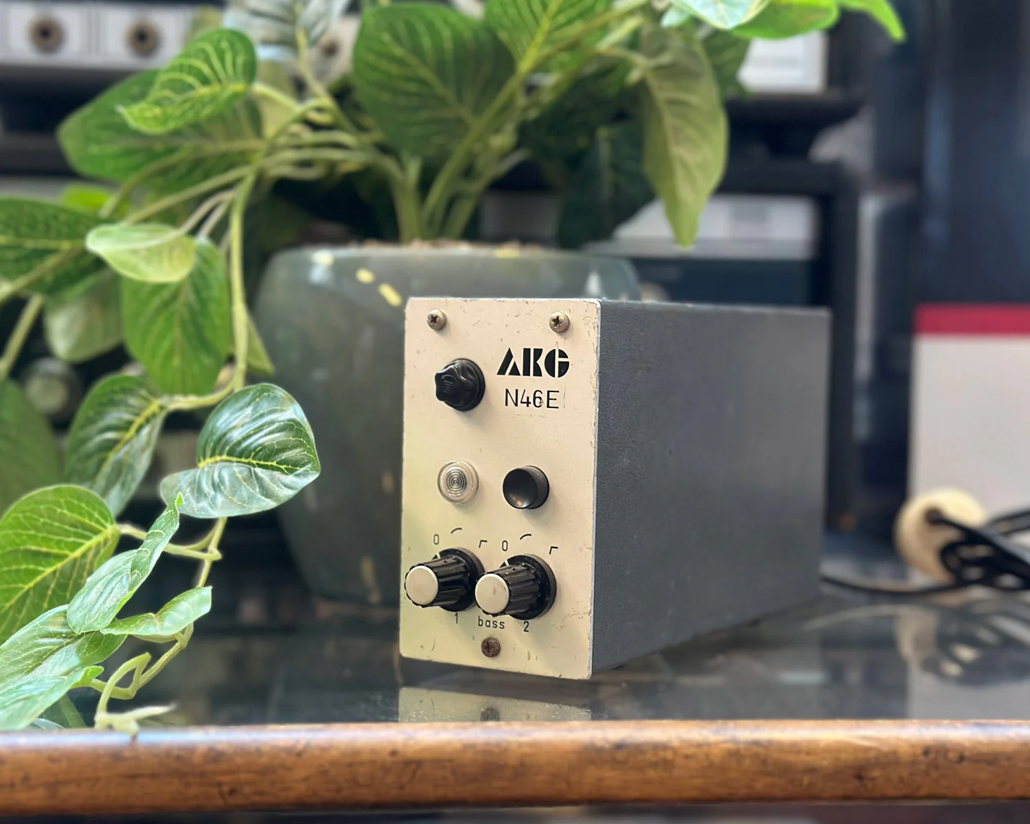 AKG N46E 12 Volt Phantom Power Supply