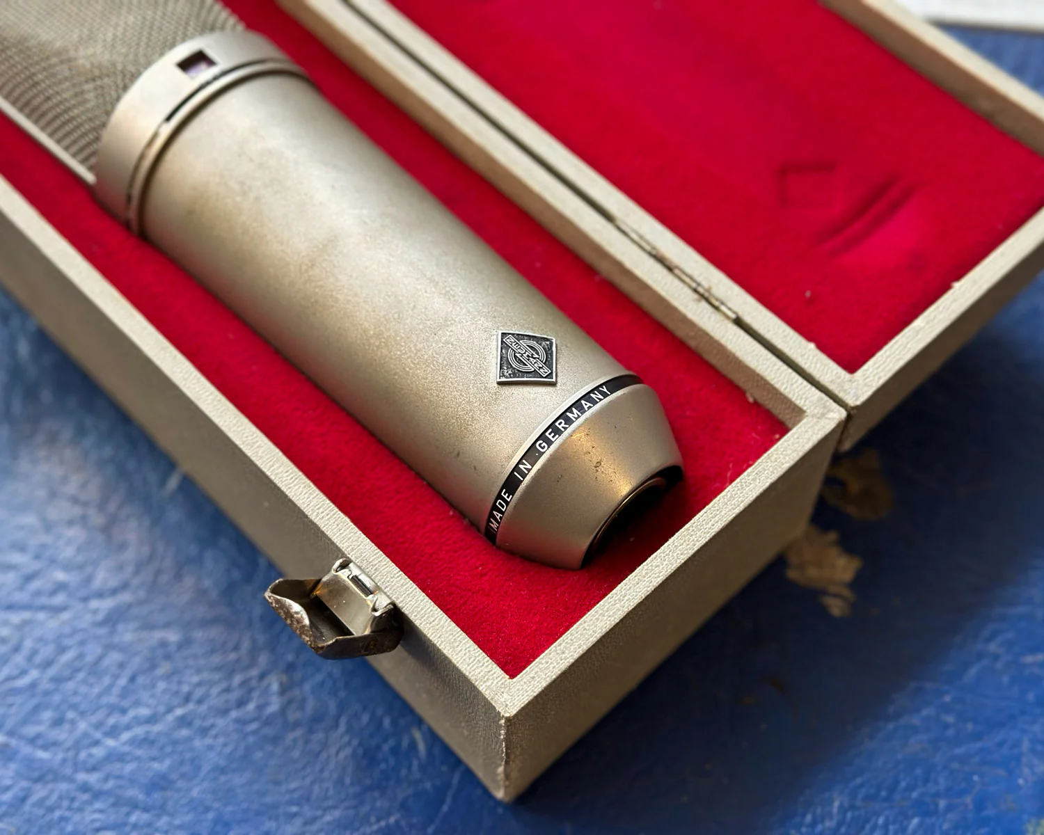 Original 1960s Neumann U77 - Serviced by Wagner - Image 2