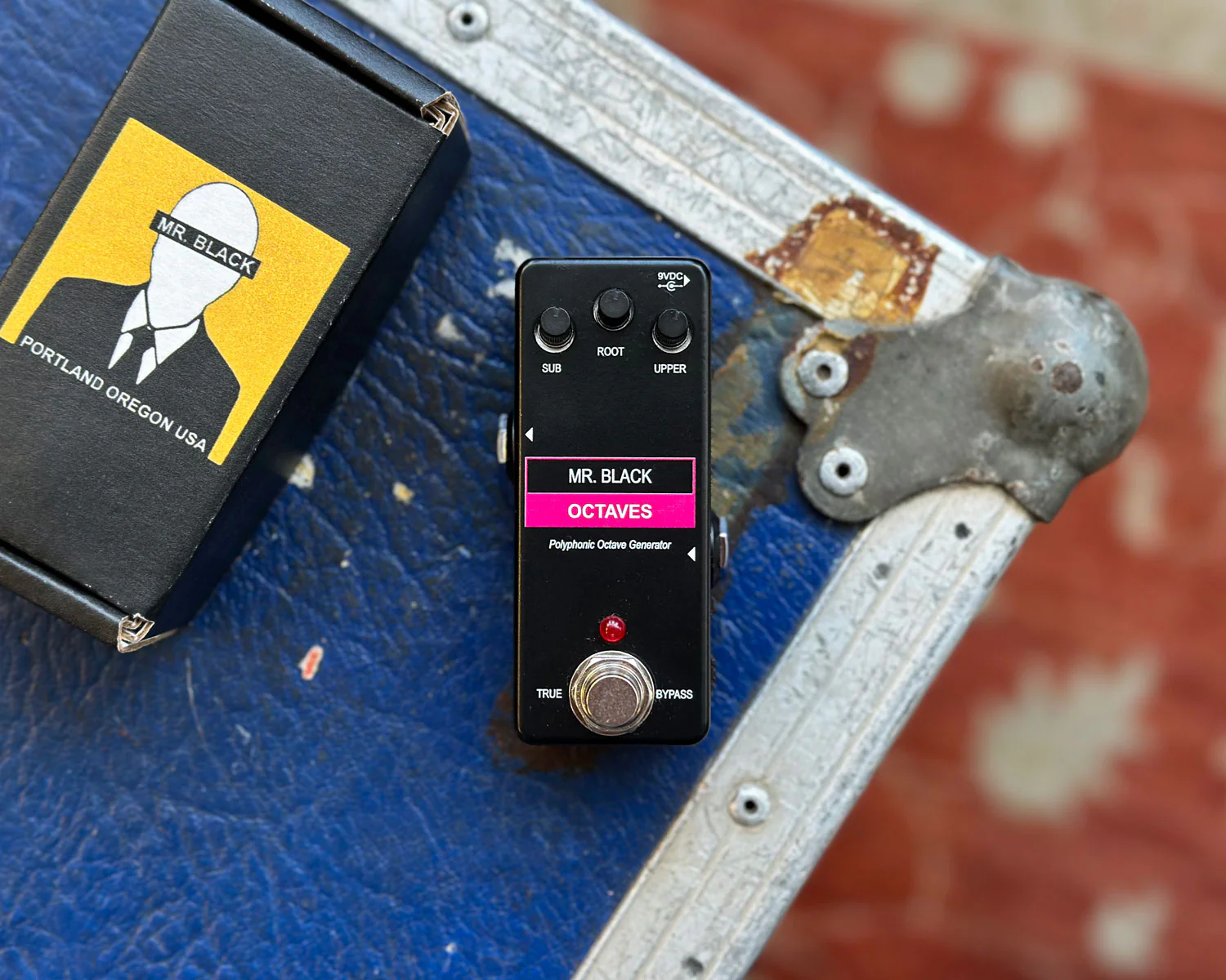 Mr Black Mini Octaves