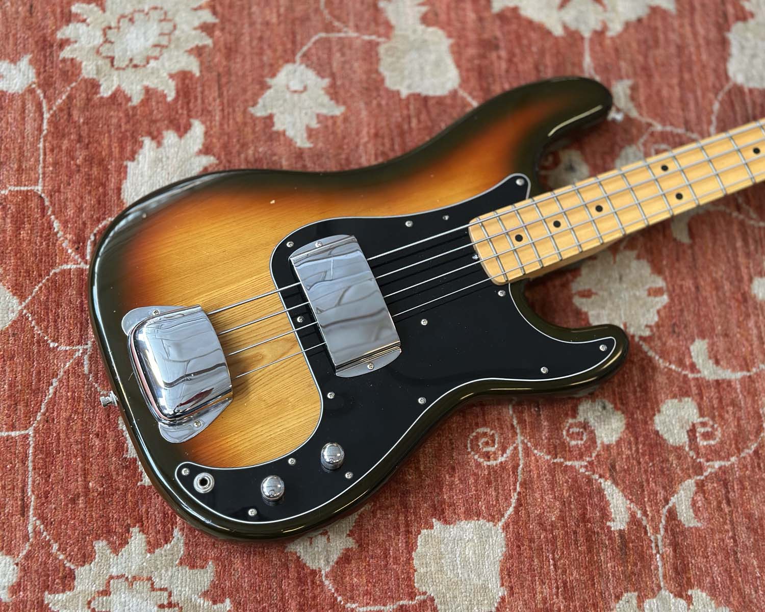 1979 Fender Precision Bass (5.2kg) - Image 2