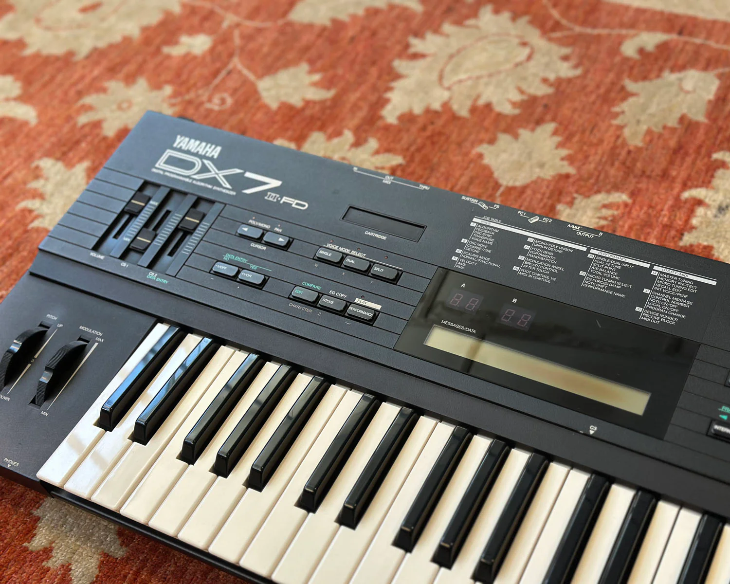YAMAHA DX7-II-FD - Image 4