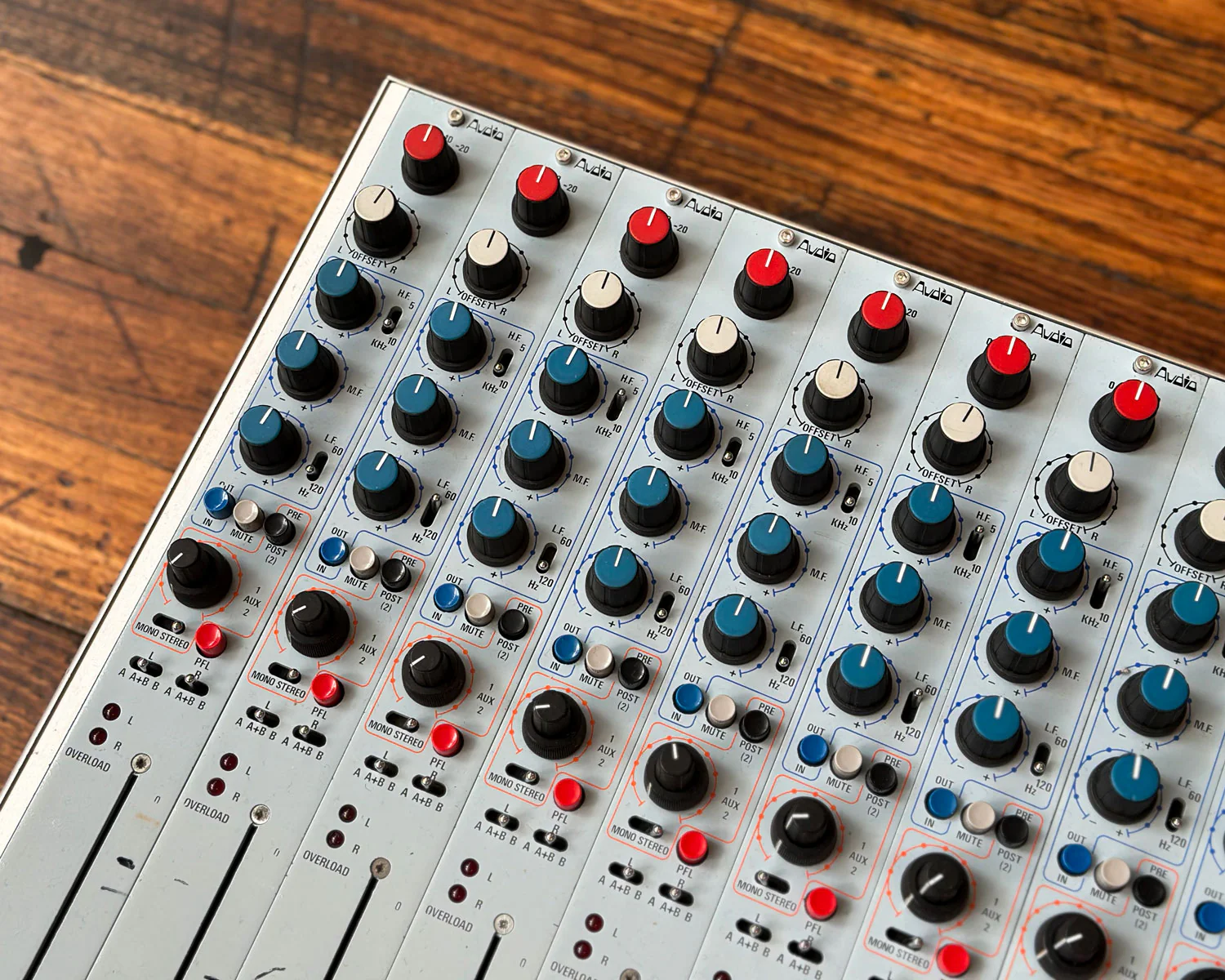 UK Made Audio Developments 14 Channel Mixer - Image 4