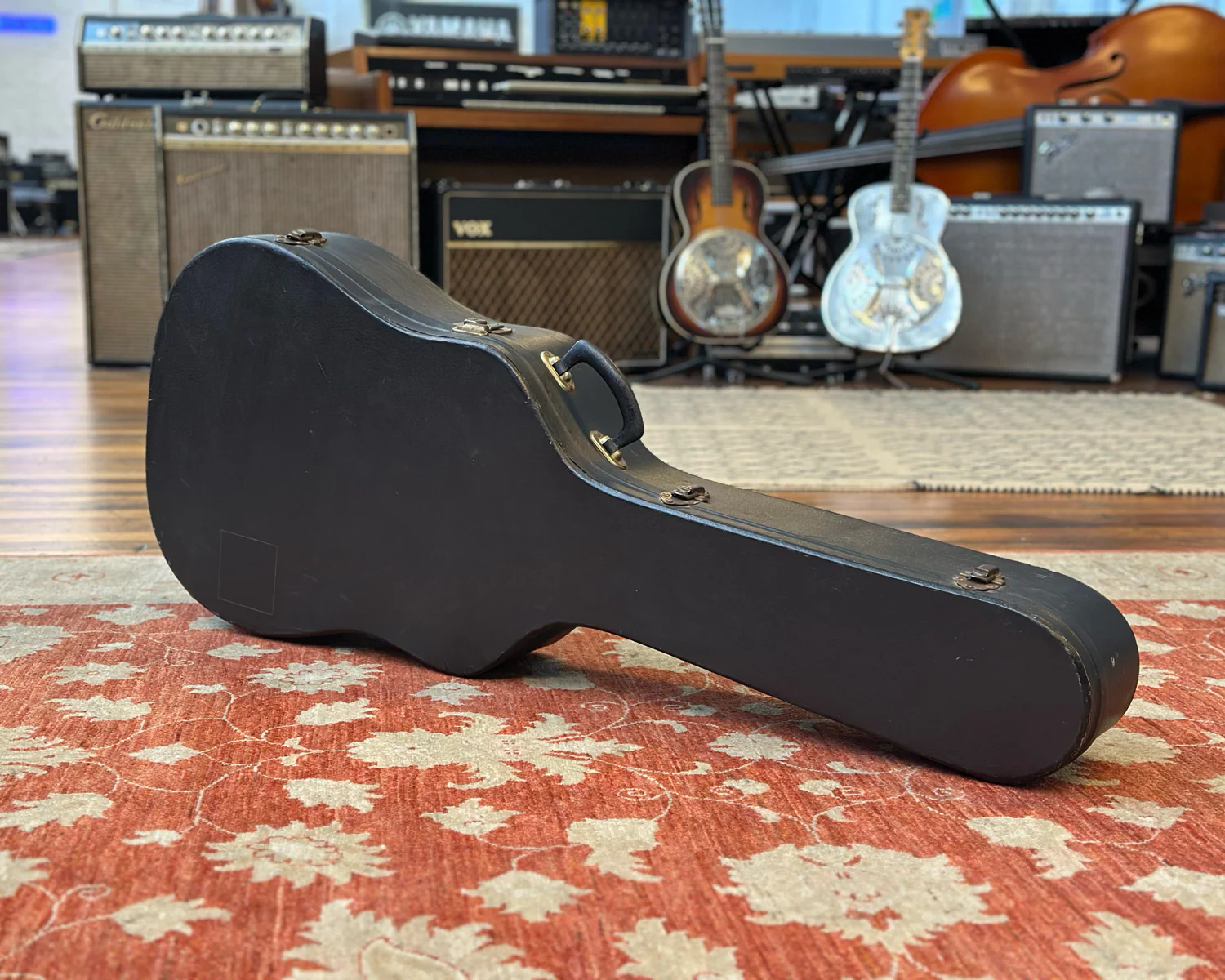 Siliato Vintage Dreadnought Case - Image 2