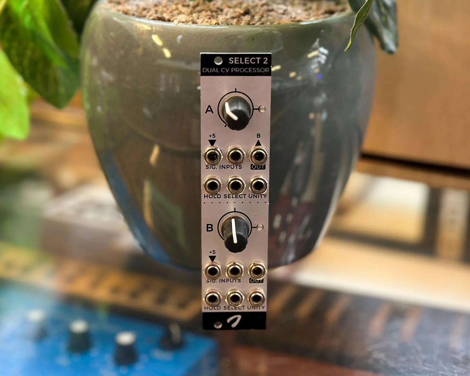 Joranalogue Select 2 Dual Gated Precision Control Voltage Processor