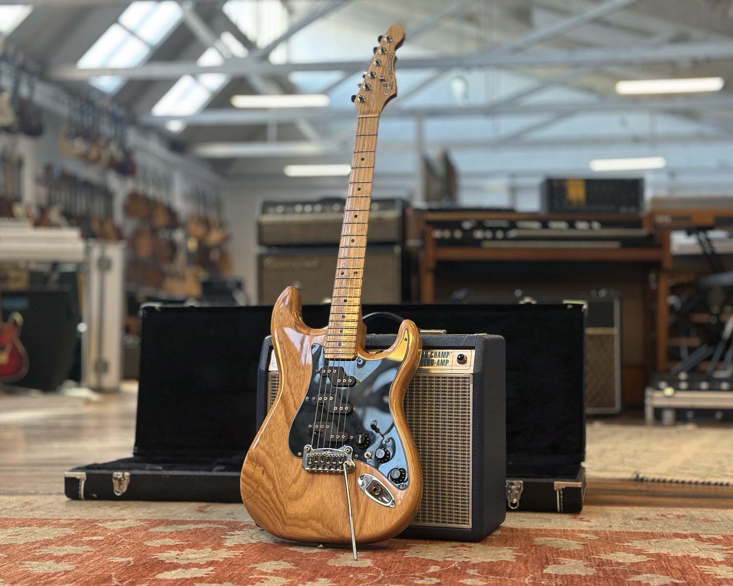 2019 G&L Fullerton Deluxe Comanche - Vintage Natural - Image 10