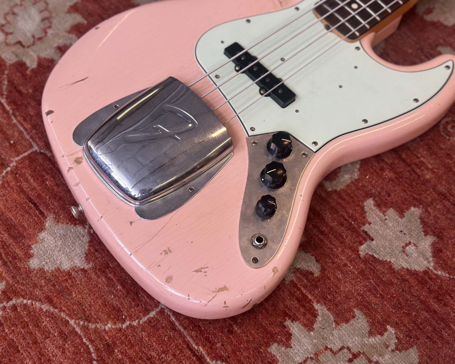 2020 Fender Custom Shop '62 Jazz Bass Journeyman Relic - Shell Pink - Image 8