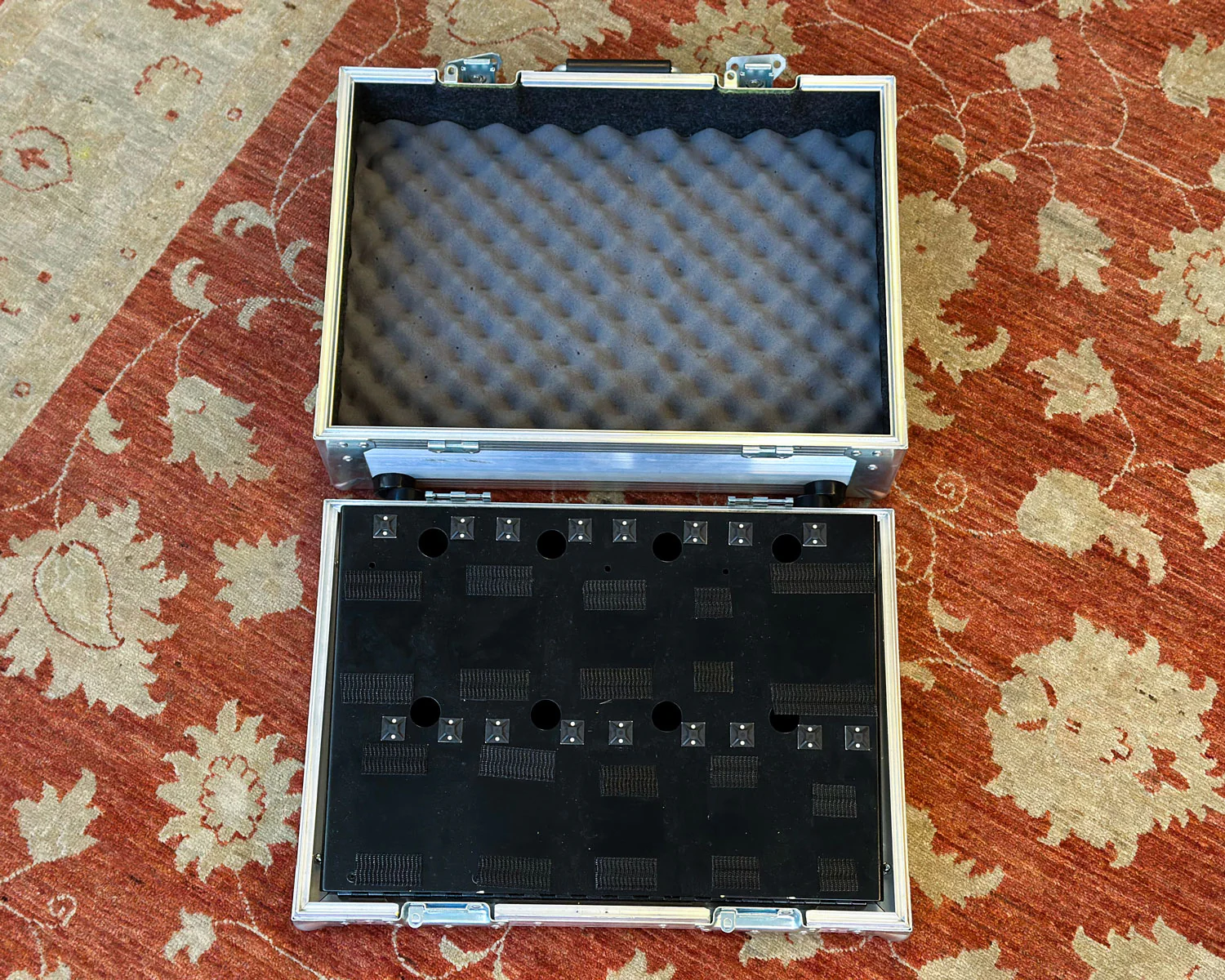 Caseman Jetsetter Pedalboard and Flight Case - Small - Image 2