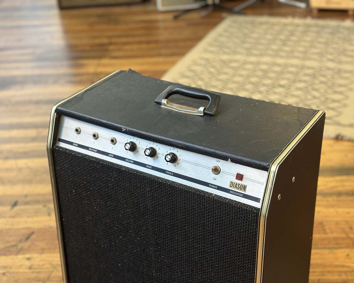 Diason Tallboy 1x12" Solid State Guitar Amplifier - Image 5