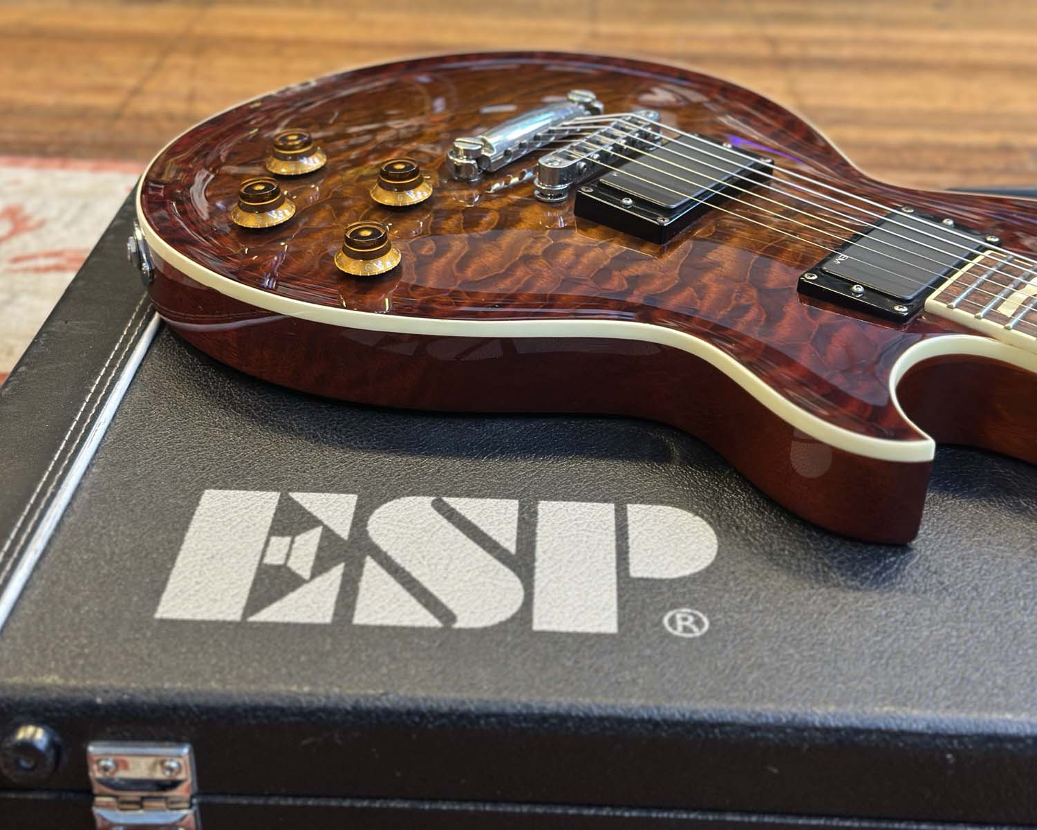 2003 ESP Eclipse II Standard Series QM (4-Knob) w/ OHSC - Image 11