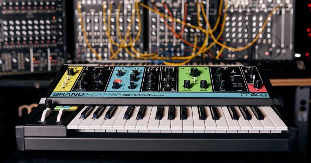 Moog Grandmother 👵 Semi-Modular Analog Synthesizer - Image 7