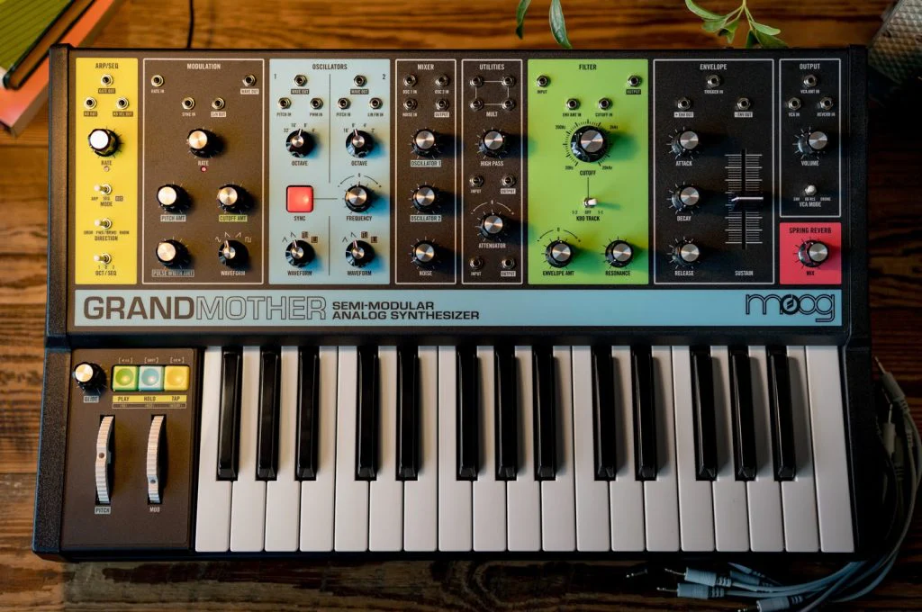 Moog Grandmother 👵 Semi-Modular Analog Synthesizer - Image 8